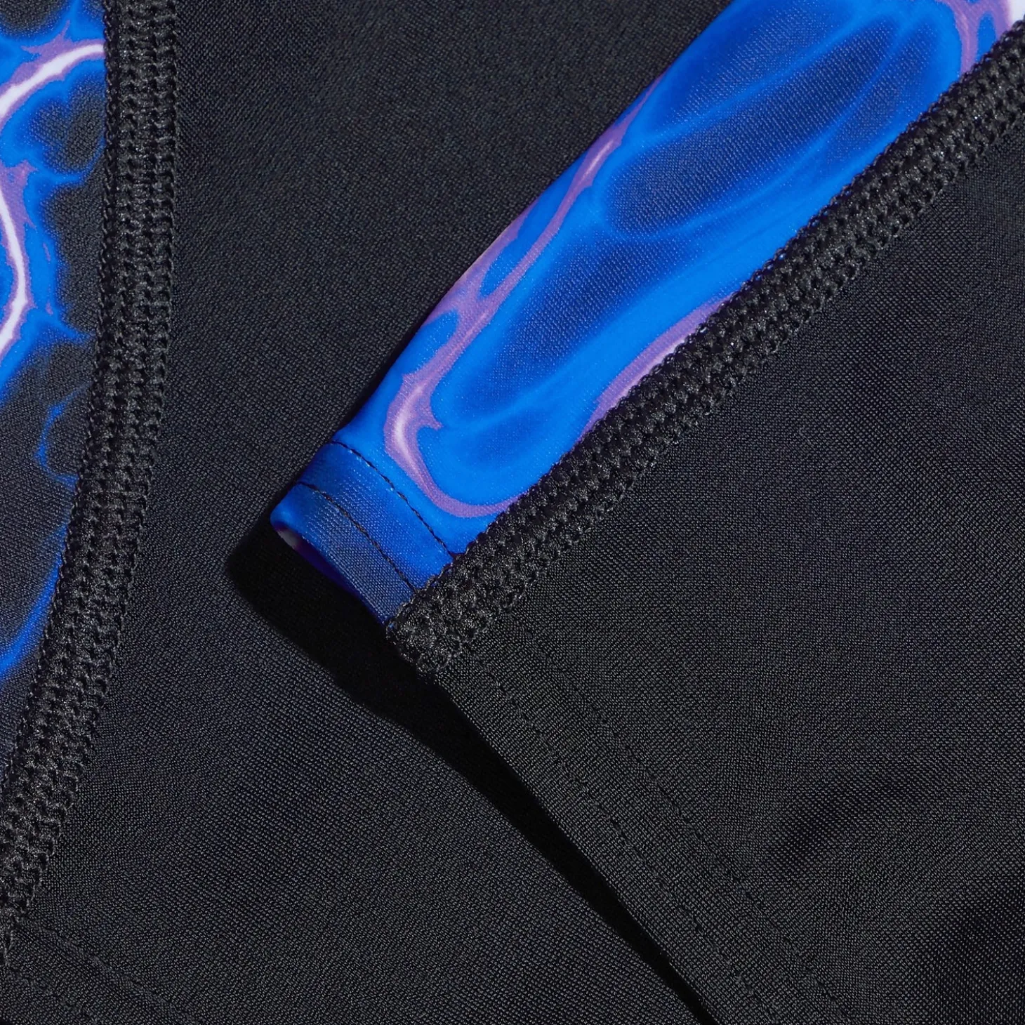 Men's Allover V-Cut Aquashorts Black/Blue