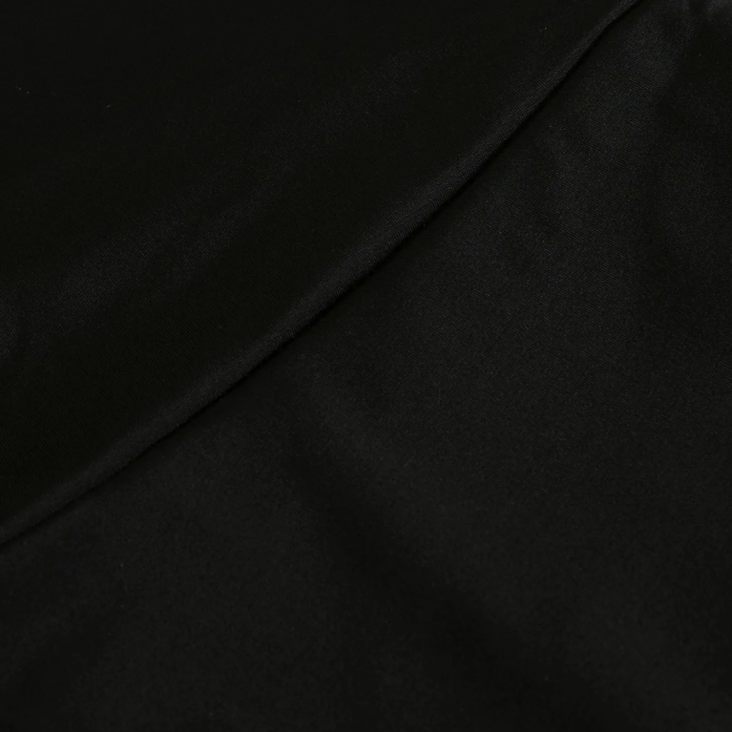 Men's Medley Logo Aquashort Black/Grey
