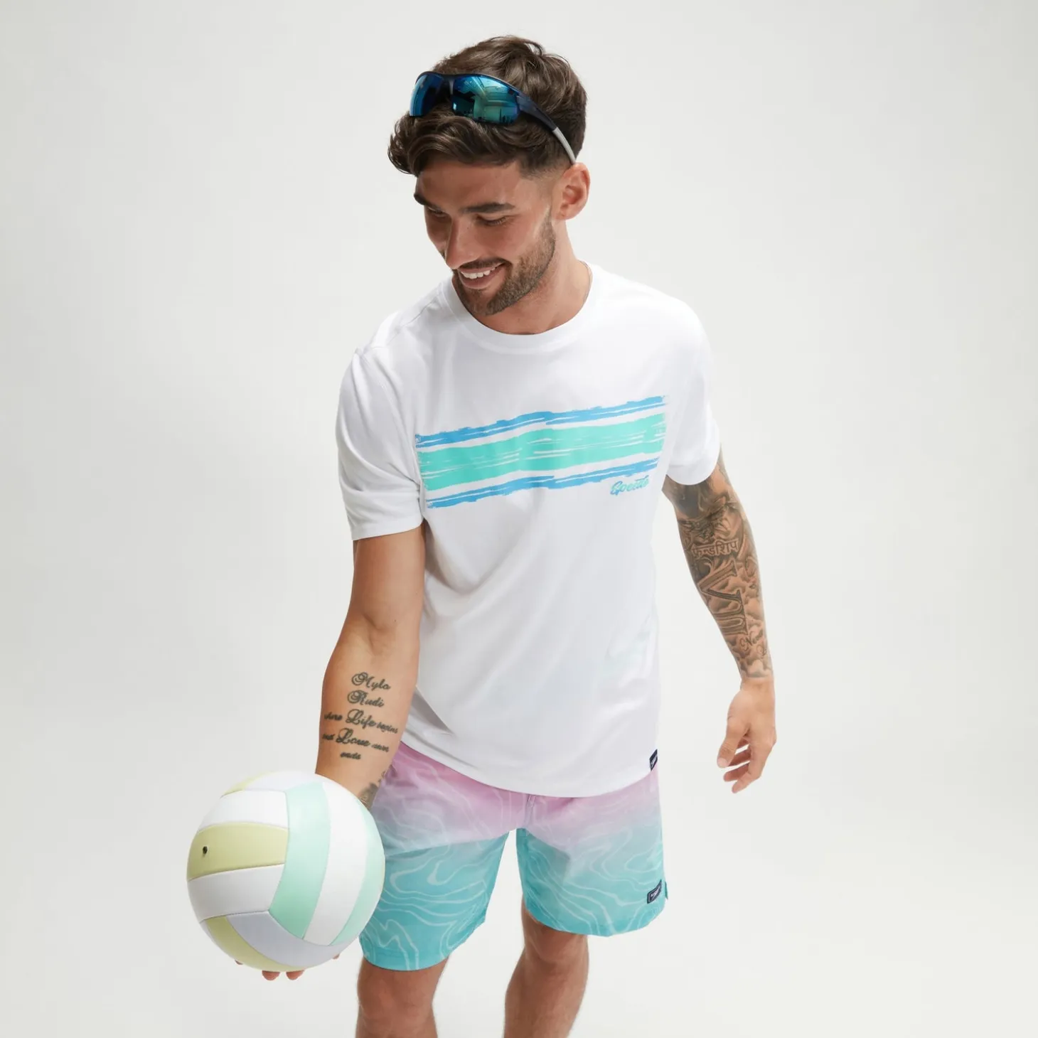 Men's Short Sleeve Graphic Swim Shirt White/Blue