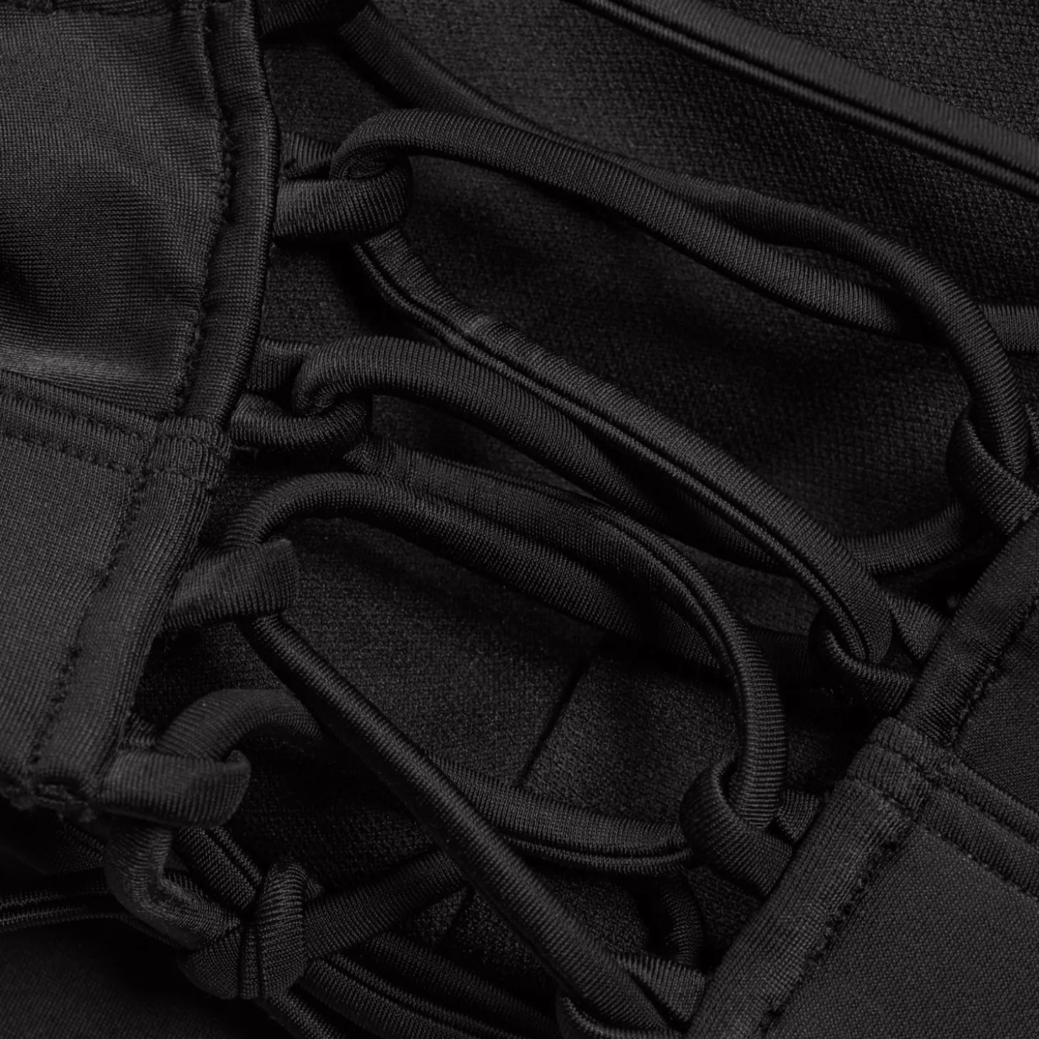 Women's Shaping Triangle Top Black