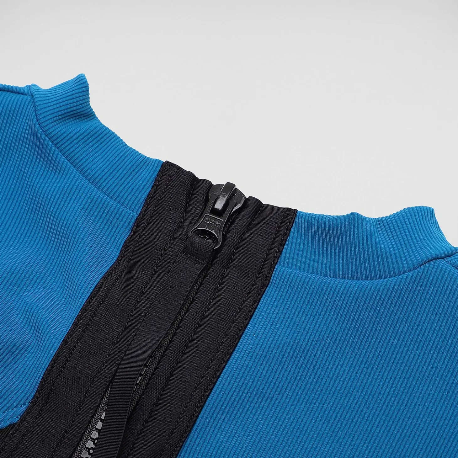 Women's Short Sleeved Low Leg Swimsuit Black/Blue